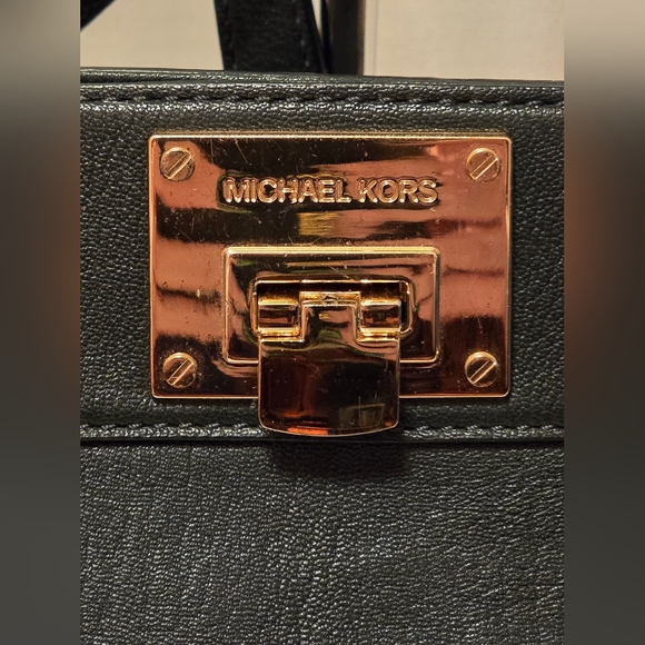 Michael Kors Deep Green Astrid bag - Picture 4 of 12